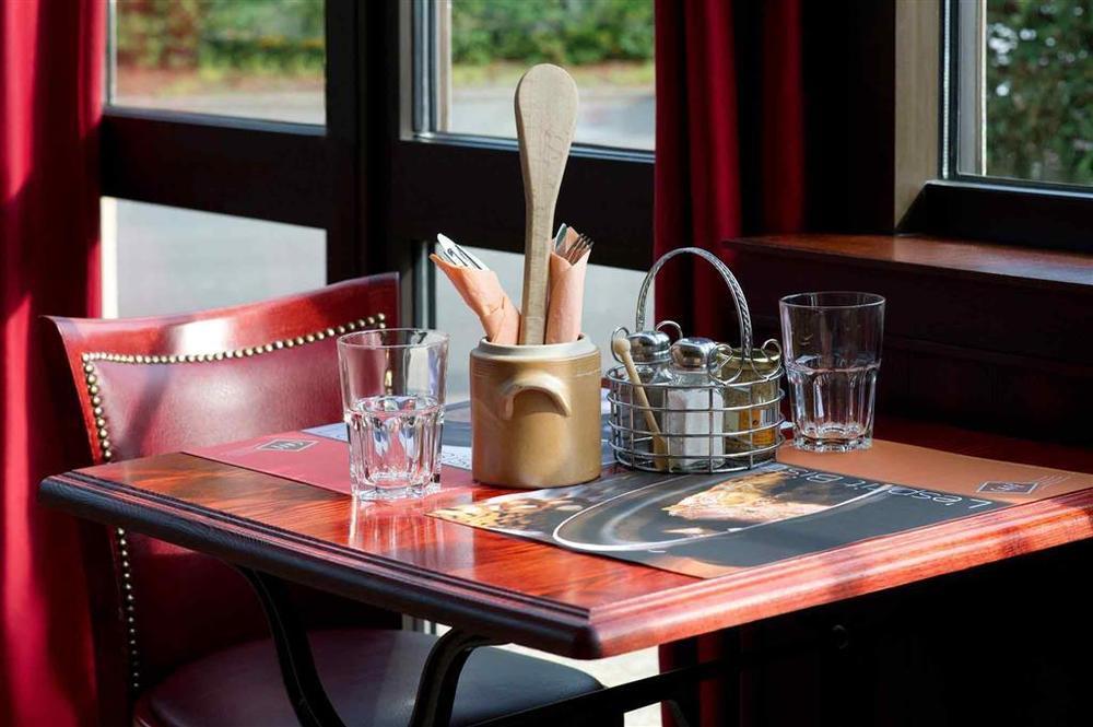 B&B Hotel Blois Nord Vallee Maillard Restoran fotoğraf
